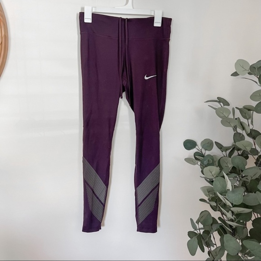 Nike purple leggings